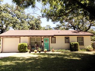 2127 S Pine St, Brady, TX 76825