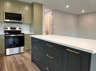 (Undisclosed Address), Calgary, AB T3B 4N6