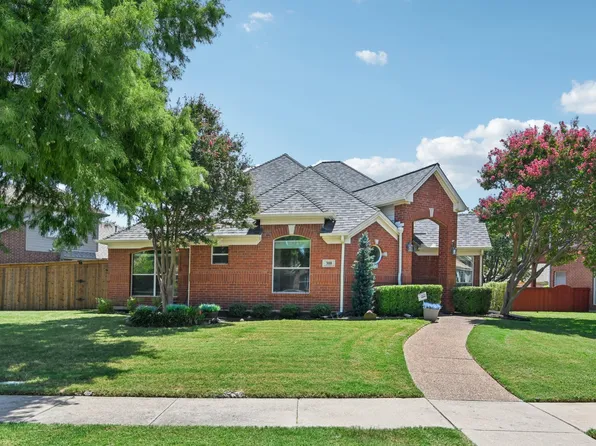308 Cosbie Dr, Irving, TX 75063
