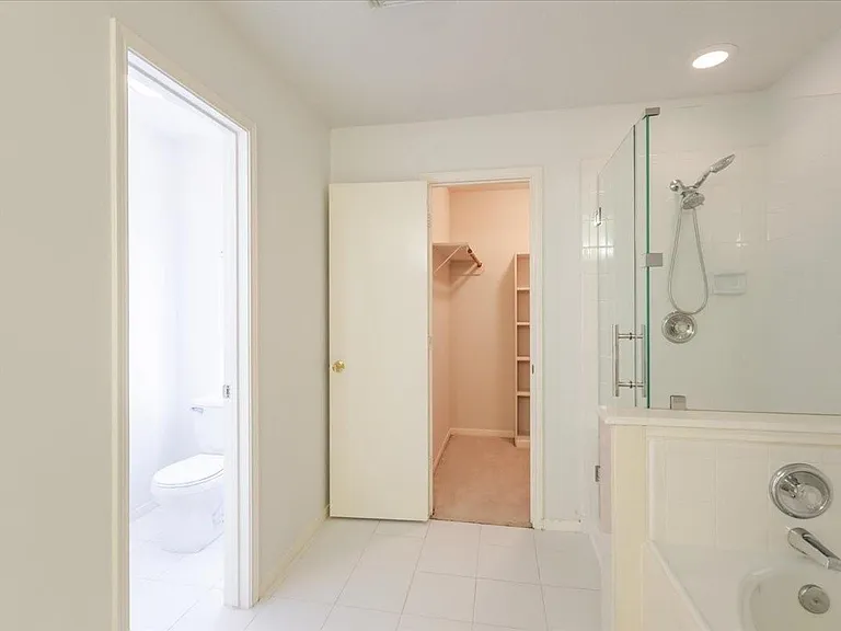 19510 Maywood Falls Cir — Photo 11