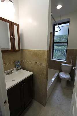 Rented by E and G Realty Group | media 15