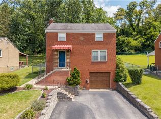 4756 Woodhill Dr, Homestead, PA 15120