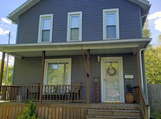 224 Spring St, Grand Ledge, MI 48837