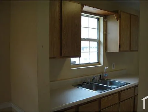 1173 Orton St — Photo 9