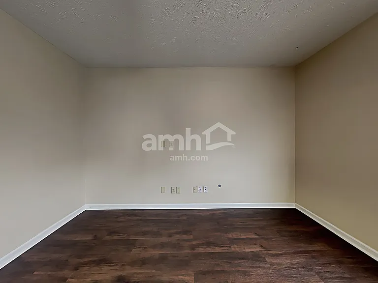 11532 Pegasus Dr — Photo 6