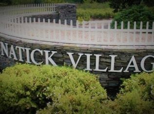 9 Village Rock Ln APT 2, Natick, MA 01760