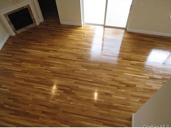 4th image of 105 Tondo Cir