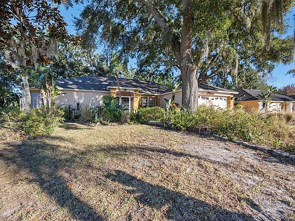 3rd image of 6041 Canopy Oaks Ct