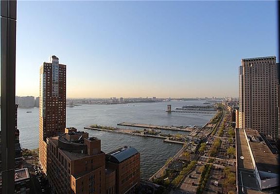 5th image of 200 Chambers St APT 29C