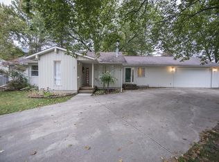 7 Aircraft Ct, Midland, MI