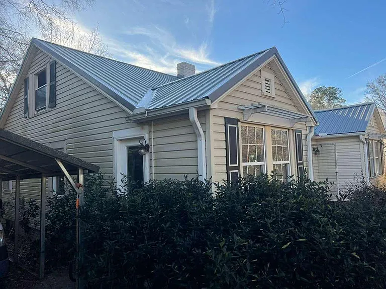 805 Glenwood Ave — Photo 8