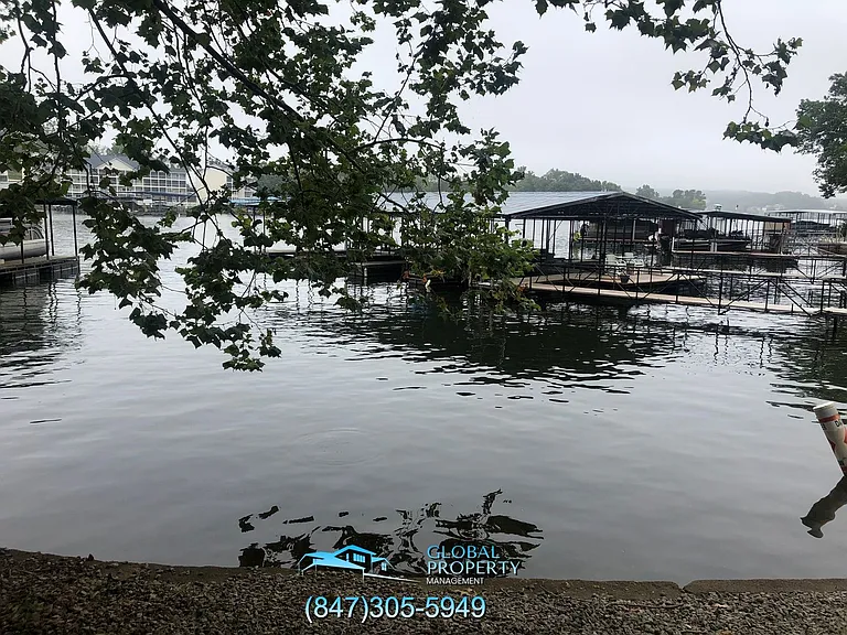 915 Shawnee Ct — Photo 16