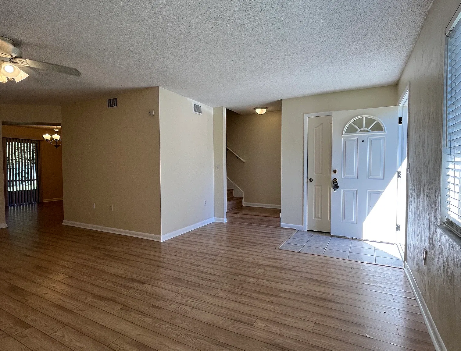 501 SW 75th St — Photo 4