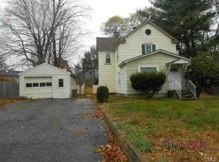 24 E Pembroke Rd, Danbury, CT 06811