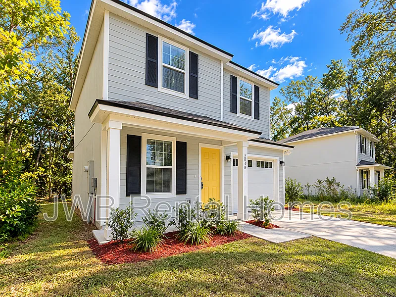 2048 6th St W