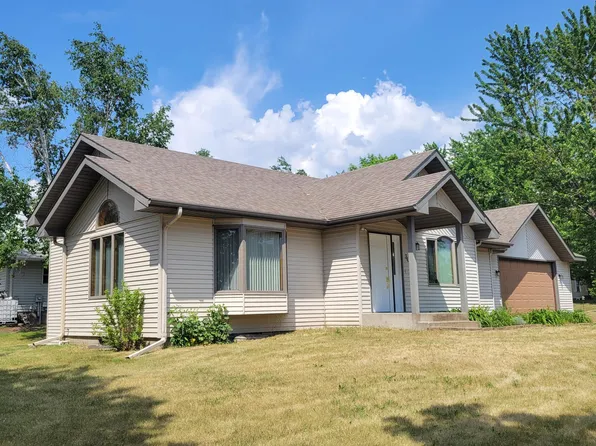 302 Park Ave SW, Pierz, MN 56364