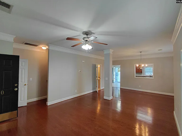 300 Hampton Forest Dr — Photo 3