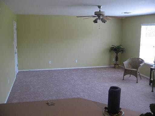 2nd image of 425 YELLOW WOOD DR