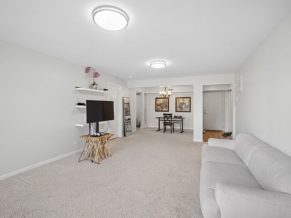 5th image of 5200 Carriageway Dr APT 214