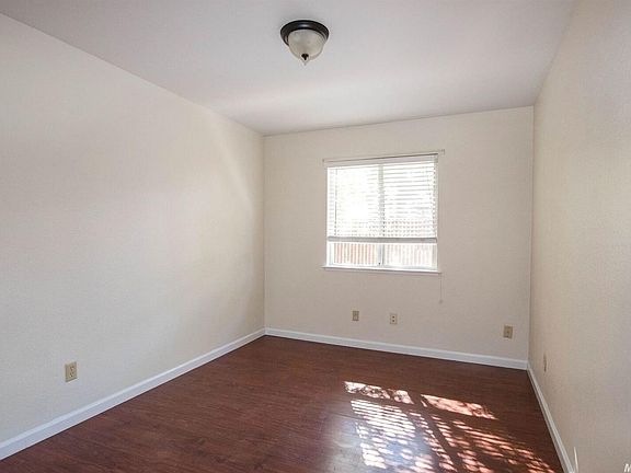 5th image of 8355 Stevenson Ave
