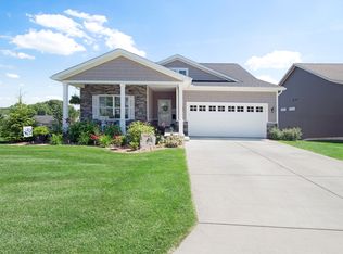 1864 Fiddler Ct, Howell, MI 48843