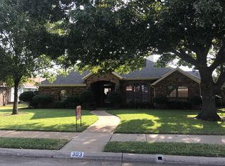303 Clearcrest Dr, Allen, TX 75002