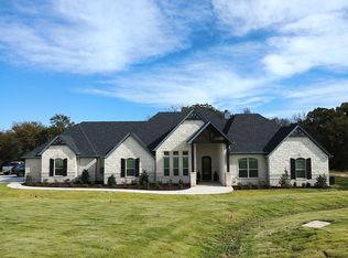 340 Kenyon Ct, Granbury, TX 76049