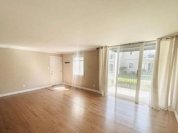 4th image of 311 N Eton St APT B