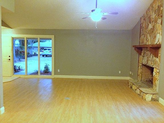 2nd image of 154 Lake Roy Dr