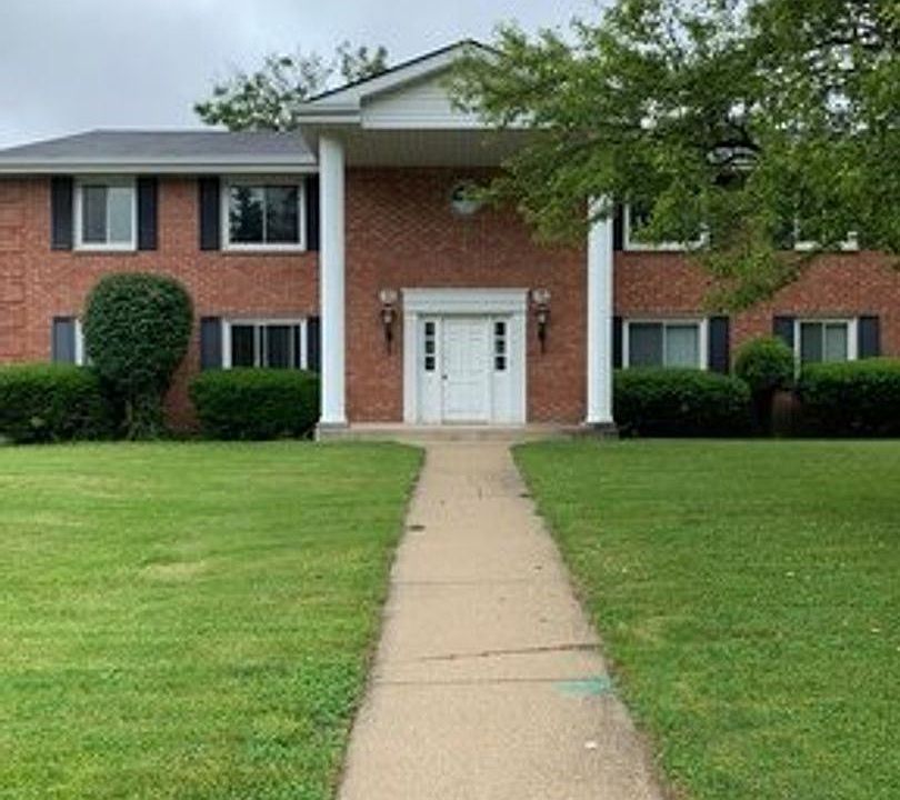 1st image of 734 E Imperial Dr #8350947