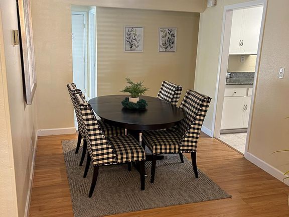 5th image of 259 Gloria Drive