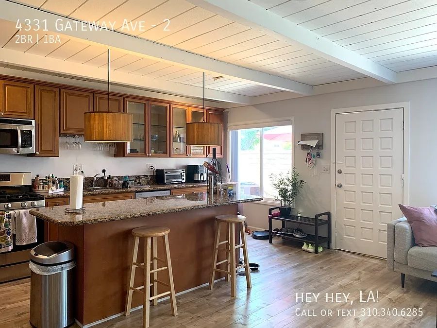 Apartment Home with Shared Patio & 2-Car Garage | Two Bedroom | Silver Lake — Photo 3