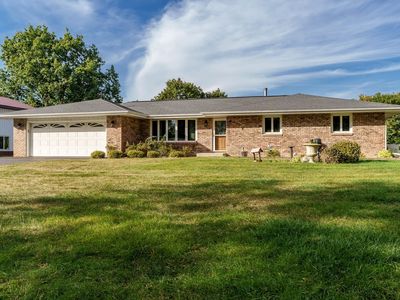 210 McCurry Rd, Roscoe, IL, 61073