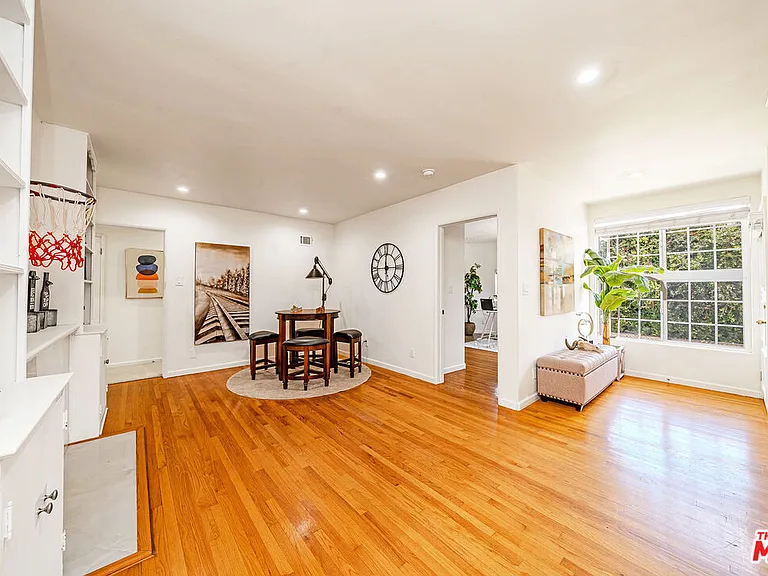 820 Alandele Ave — Photo 11