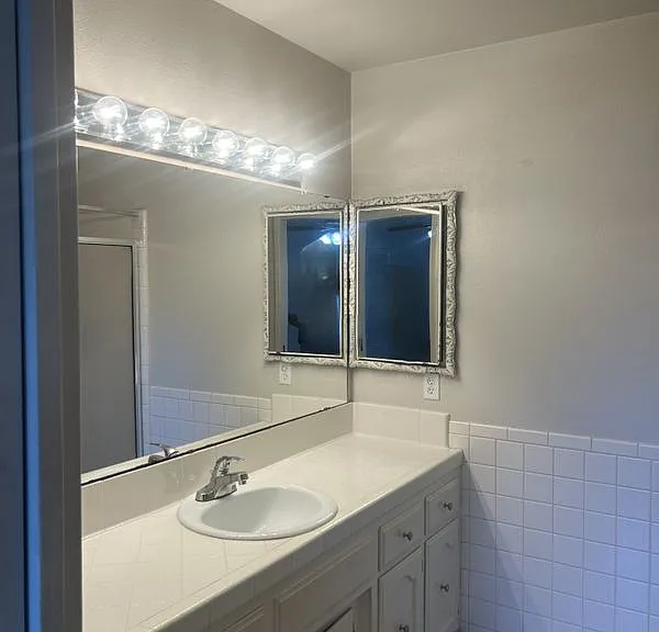 3681 N Fruit Ave #C — Photo 5