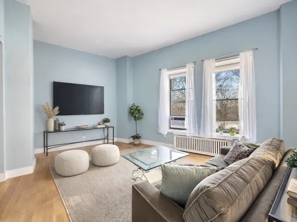 265 Riverside Drive image 1 of 9