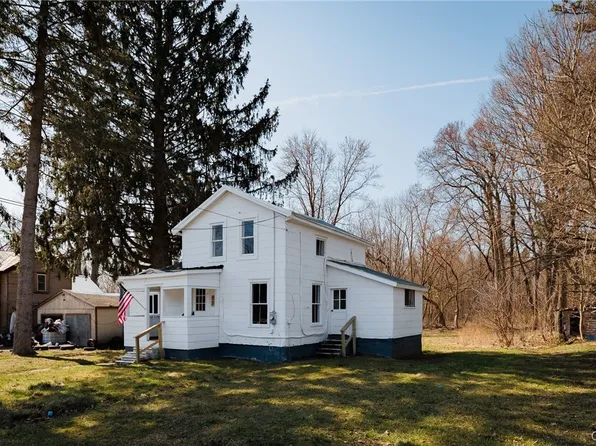 23 Powers Ave, Lacona, NY 13083