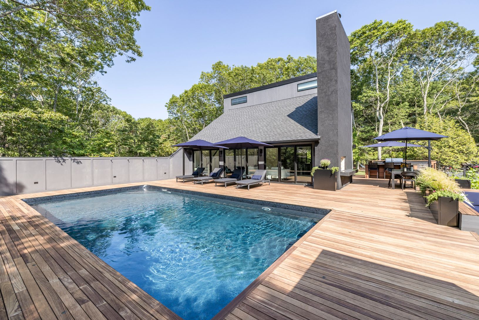  Upper pool deck with outdoor kitchen 
