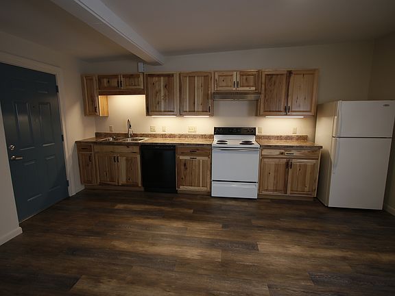 2nd image of 201-221 W Union St #217