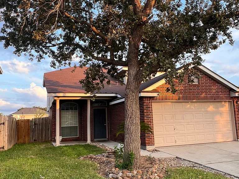 4910 Crestwood Hill Dr — Photo 23