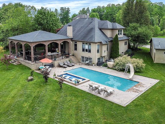 2nd image of 168 Reserve Dr