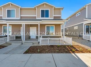 238 N Colonnade Rd, Saratoga Springs, UT 84045