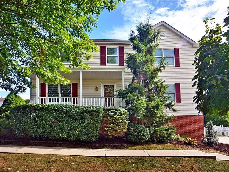 54 Regola Dr photo 1