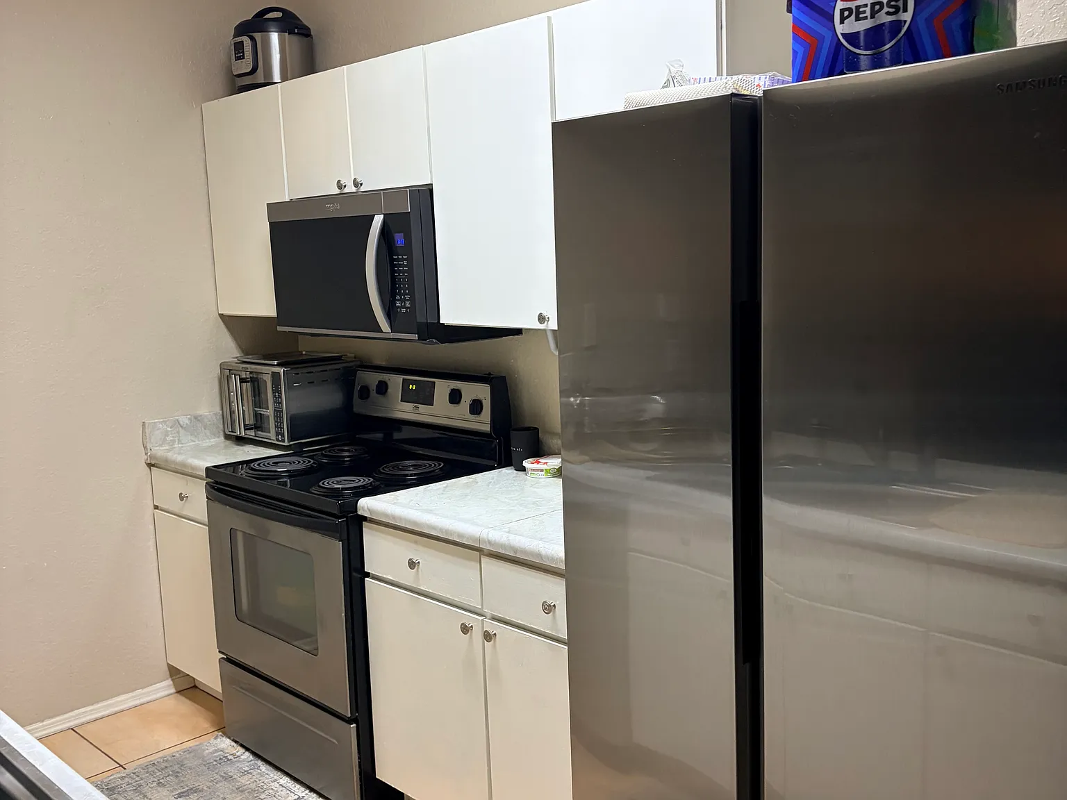 2 bed, 1270 sqft, $1,750 — Photo 3
