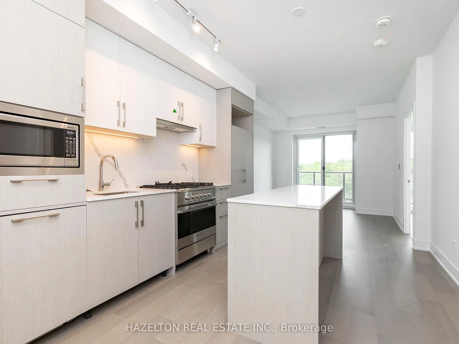 2 bed, $2,750 — Photo 3