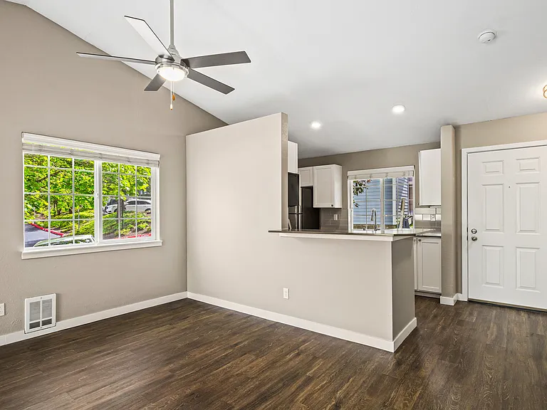 The Row Townhomes — Photo 17