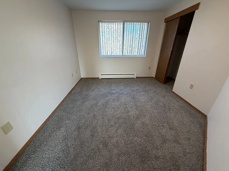 2717 Humboldt Rd — Photo 39