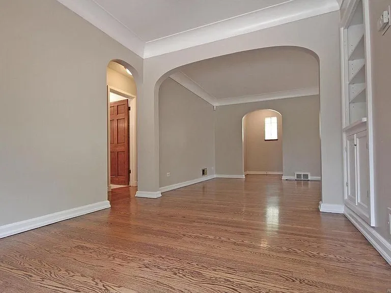2025 S Adams St — Photo 4