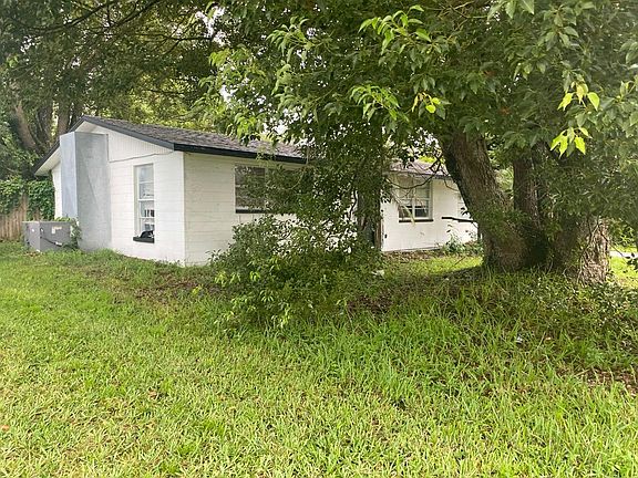 3rd image of 40018 Proud Mockingbird Rd