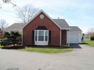 11 Edgeware Close #1000, Freehold, NJ 07728